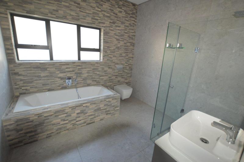 4 Bedroom Property for Sale in Heron Banks Golf Estate Free State